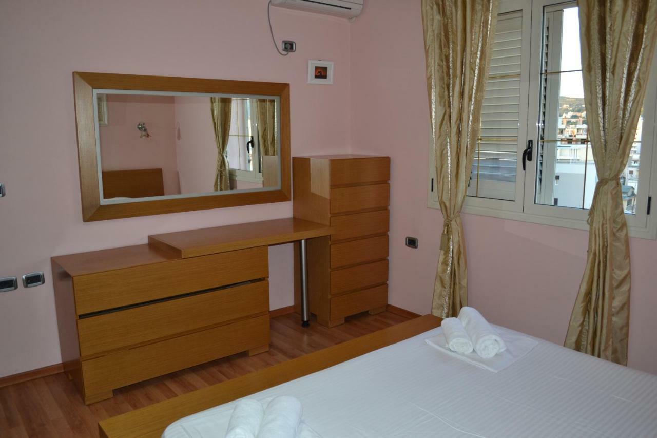 Penthouse 4 Bedrooms Apartment Vlorë מראה חיצוני תמונה