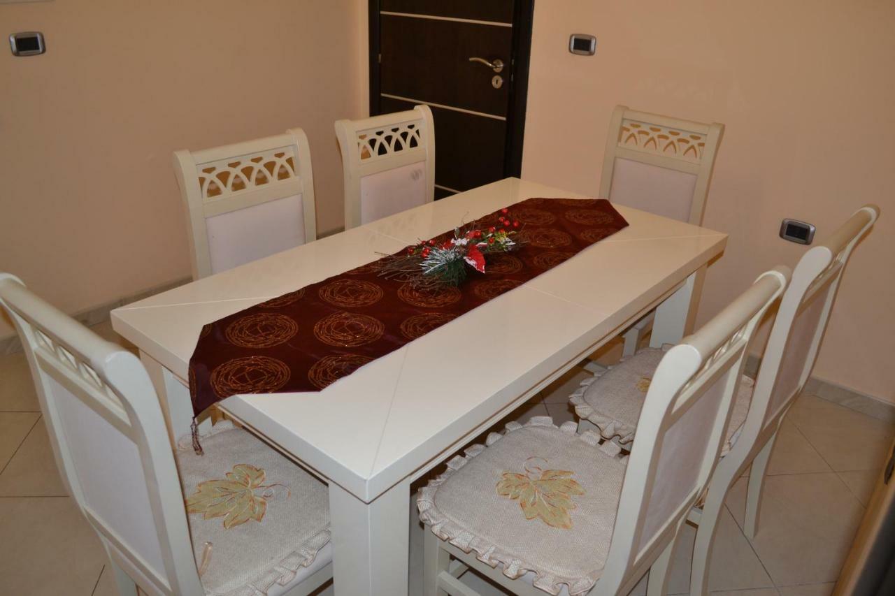 Penthouse 4 Bedrooms Apartment Vlorë מראה חיצוני תמונה