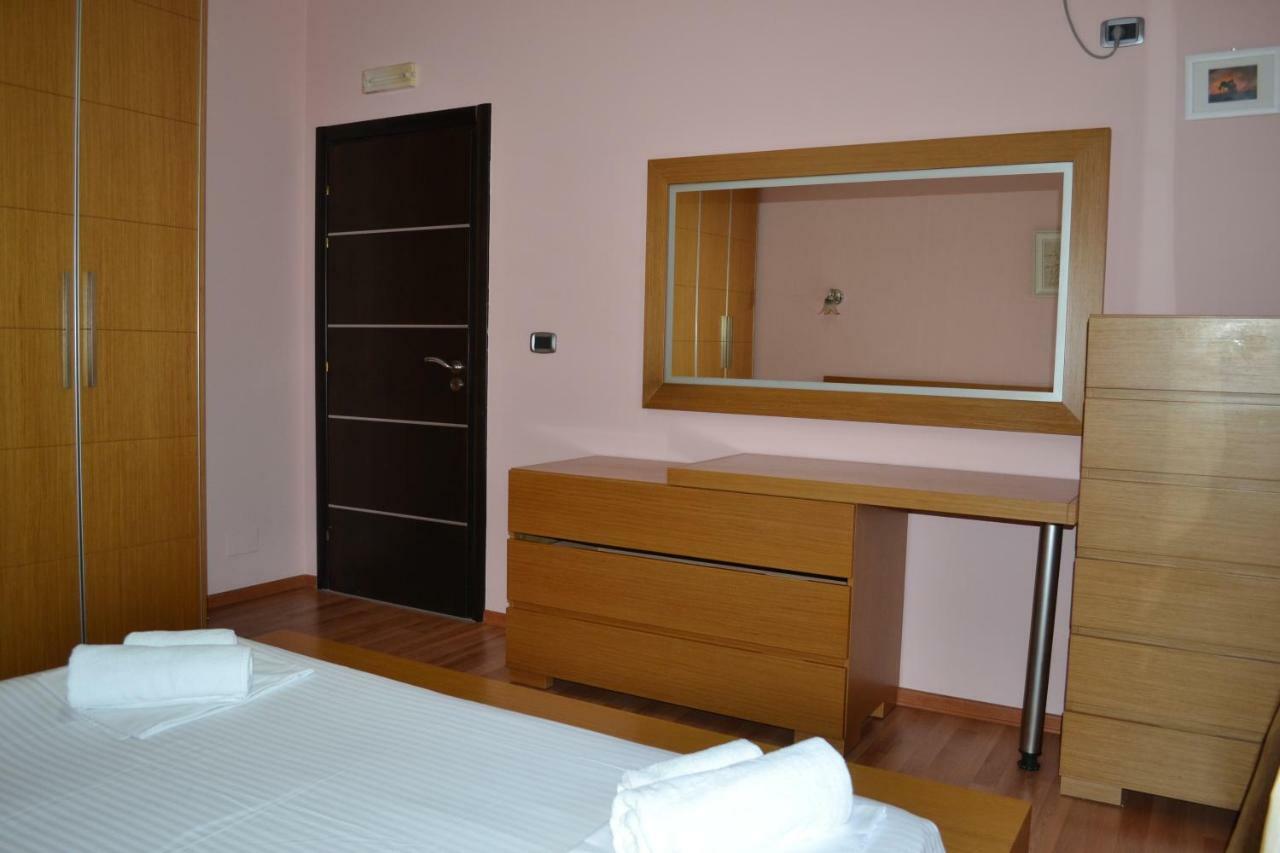 Penthouse 4 Bedrooms Apartment Vlorë מראה חיצוני תמונה