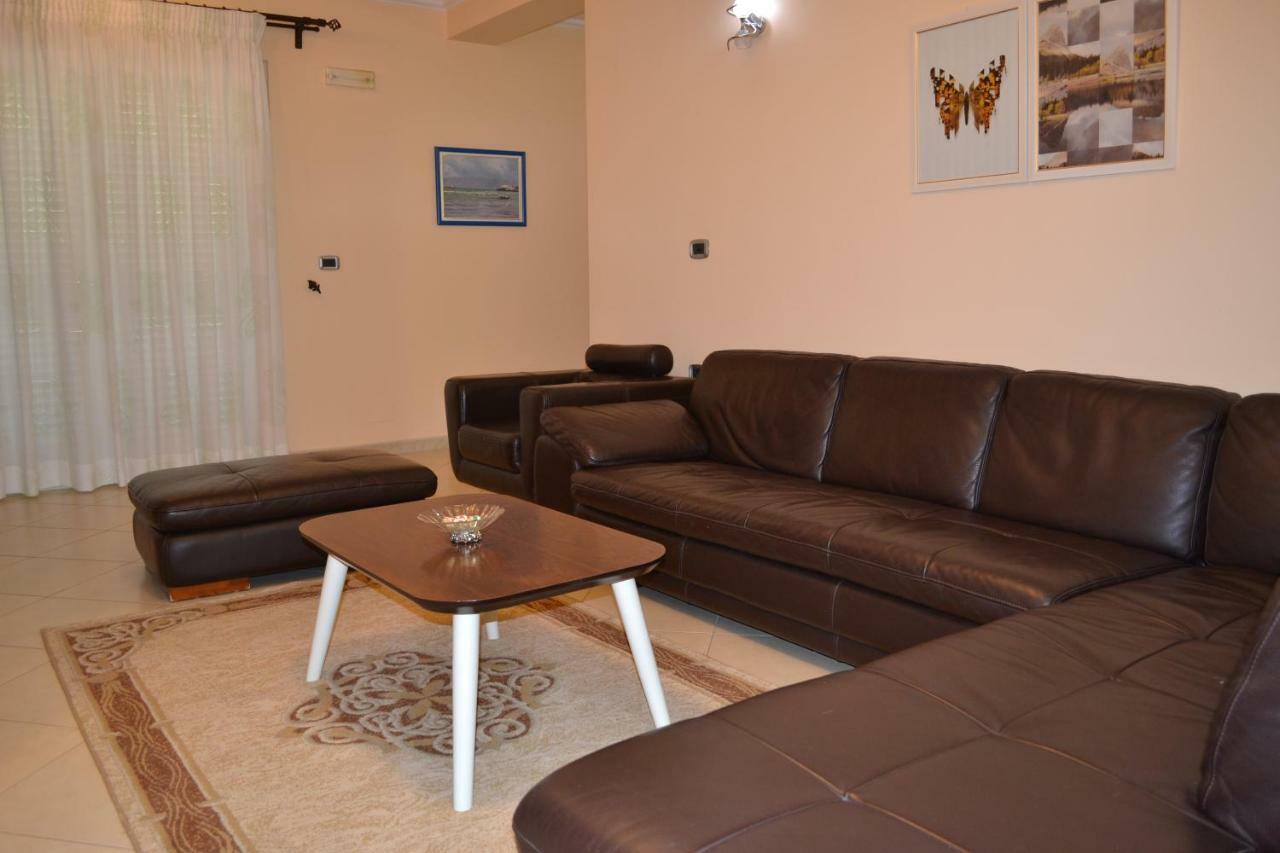 Penthouse 4 Bedrooms Apartment Vlorë מראה חיצוני תמונה